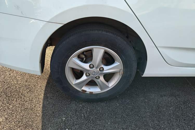 Used Hyundai Verna 2014 1.4L Automatic Smart GLS
