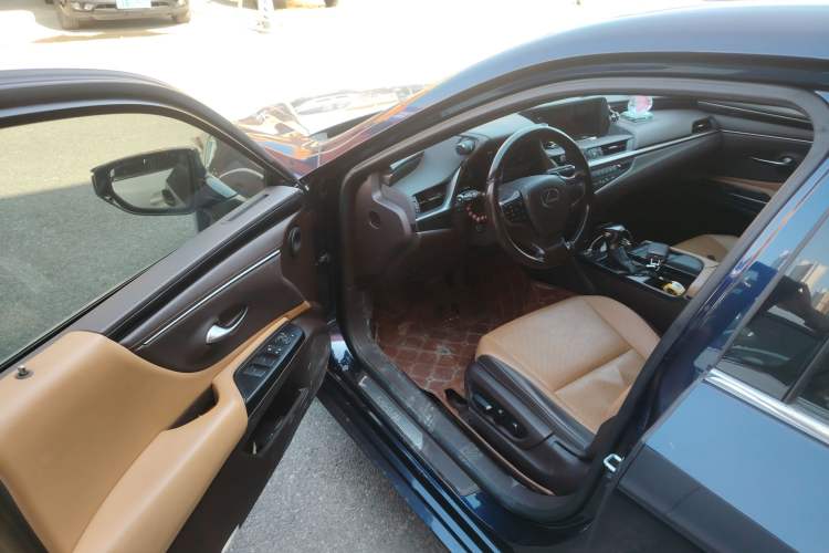 TDK.VehicleDetails.img