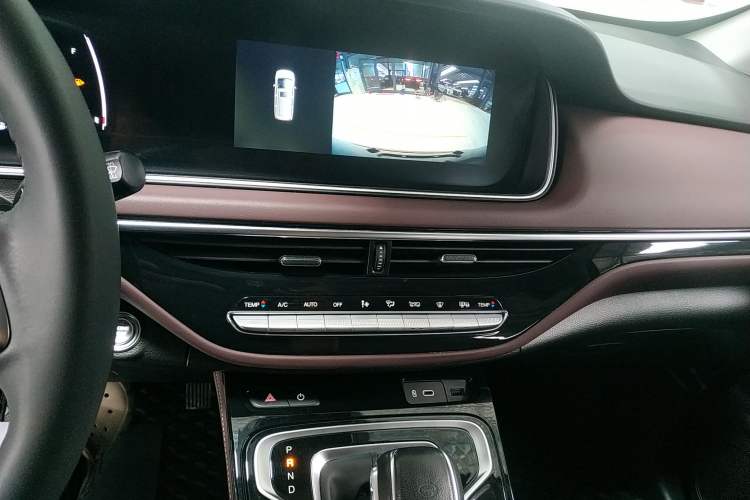 Used GAC Trumpchi M6 2023 PRO 270T DCT Luxury Edition
