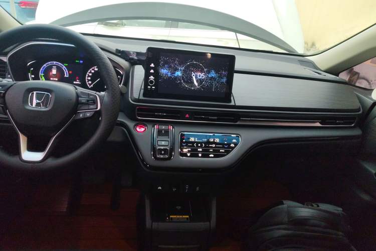 Used Honda Elysion 2022 2.0L eHEV Luxury Edition
