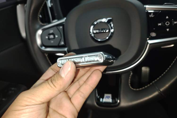 Used Volvo XC60 2020 T5 4x4 Smart & Dynamic Sport Edition