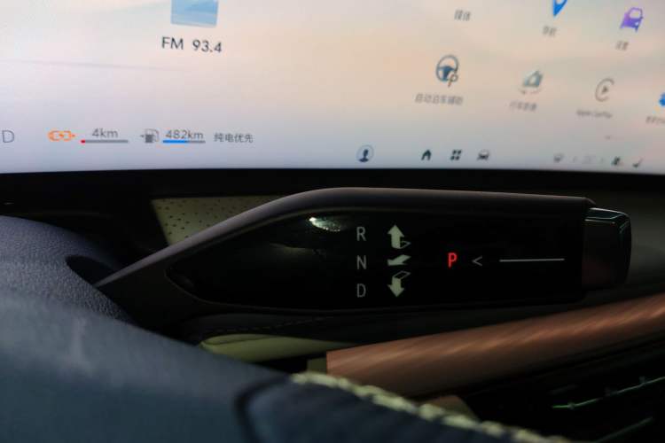 Used Buick GL8 New Energy 2024 Lu Zun Luxury Edition 6-Seater
