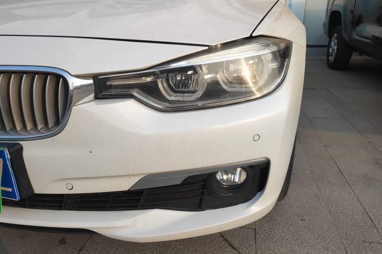 Used BMW 3 Series 2019 320Li Fashion Model
