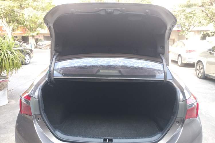 Used Toyota Corolla 2017 Revised Version 1.2T S-CVT GL
