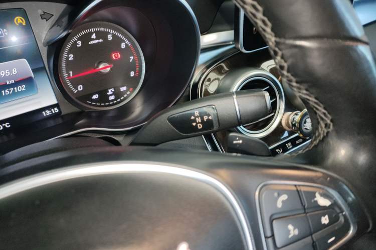 Used Mercedes-Benz C-Class 2015 C 200 L