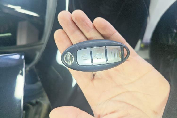 Used Nissan X-Trail 2019 2.0L CVT Smart Connect Comfort Edition 2WD
