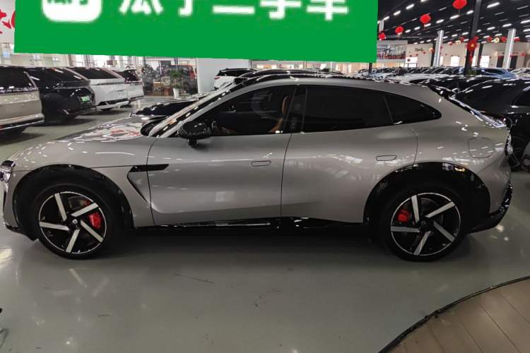 Used  YU7 2025 Ultra-Long Range High-Performance All-Wheel-Drive Max Edition