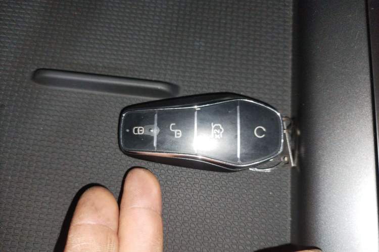 Used BYD Qin L 2025 DM-i Smart Drive 120KM Leading Model
