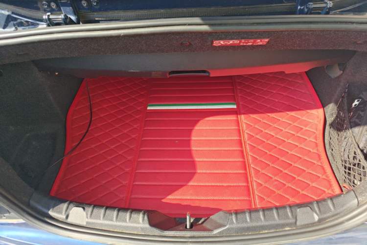 Used BMW 2 Series 2015 220i Convertible Coupe Leading Model
