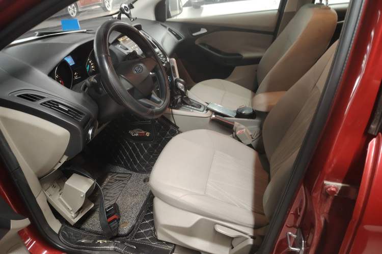 Used Ford Focus 2015 Sedan 1.6L Automatic Comfort Model