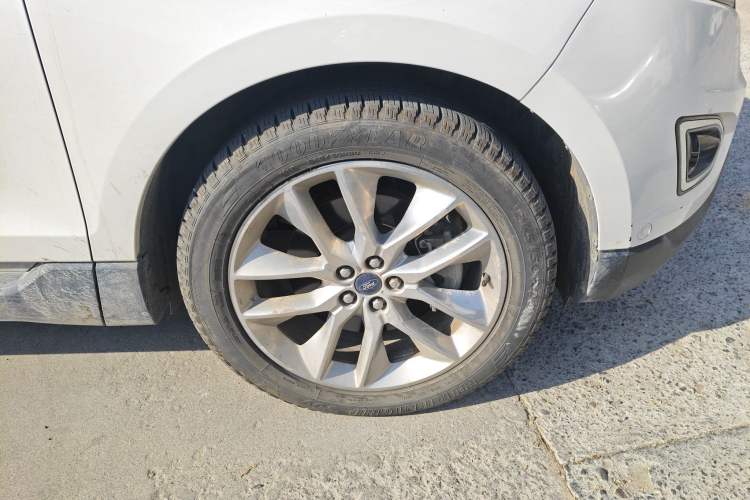 Used Ford Edge 2016 EcoBoost 245 Four-Wheel Drive Titanium 7-Seater
