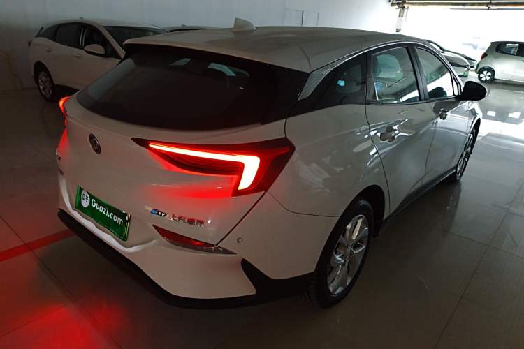 Used Buick Velite 6 2023 430km Range Commuter Version
