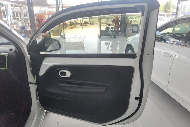 Used Roewe Clever 2021 302km All-Round Version
