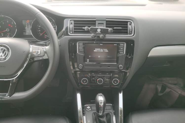 Used Volkswagen Sagitar 2018 180TSI DSG Prestige Edition