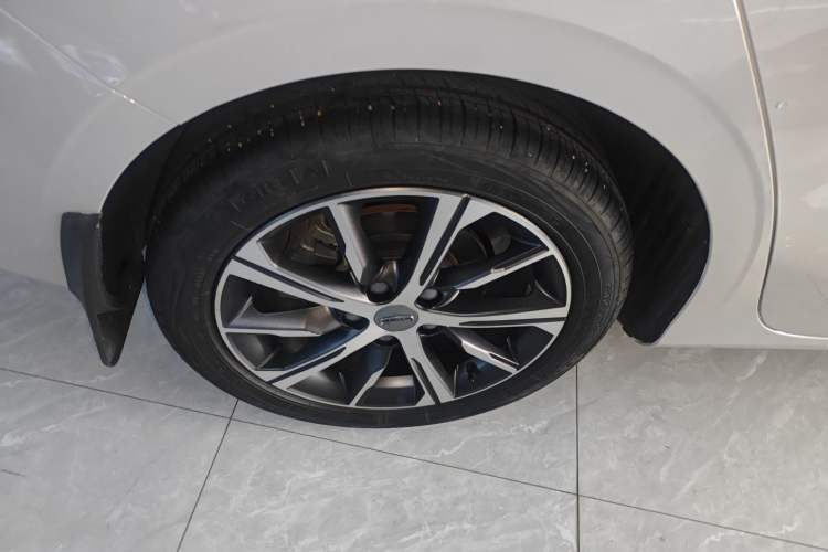 Used Geely Auto Emgrand 2022 4th Generation 1.5L CVT Luxury Model
