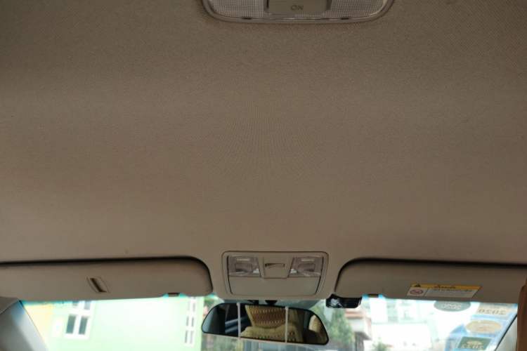 Used Hyundai Elantra (5th Generation / Langdong) 2016 1.6L Automatic Smart Version