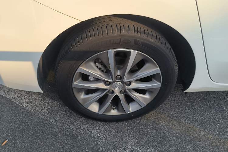 Used Buick GL6 2021 323T Mild Hybrid Connect Luxury Model
