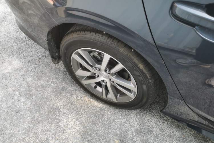 Used Honda Civic 2023 240TURBO CVT Dynamic · Center Stage Special Edition