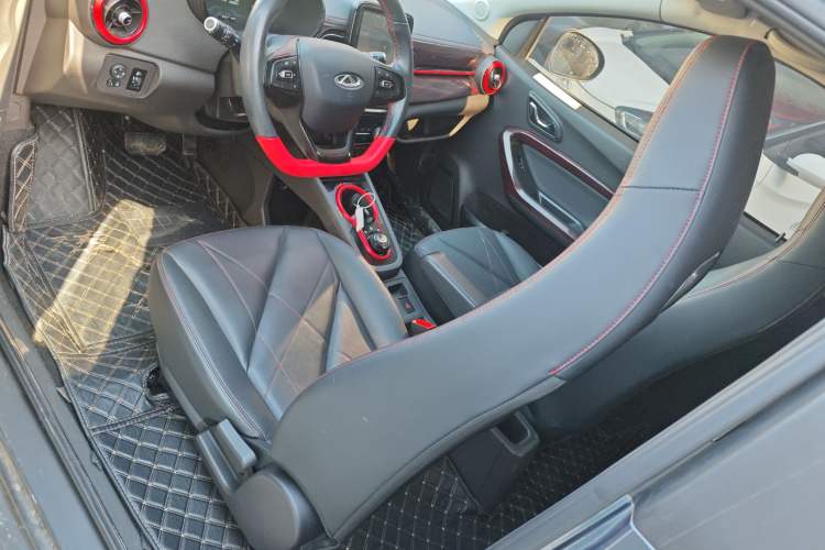 Used Chery Little Ant 2022 Sweet Pink Edition Half-Sugar Version Lithium Iron Phosphate 29.2 kWh 30 kW 301 km
