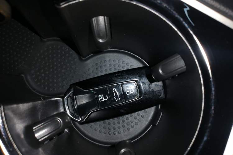 Used Volkswagen Touareg 2021 3.0 TSI Luxury Edition Black Diamond Sport Package
