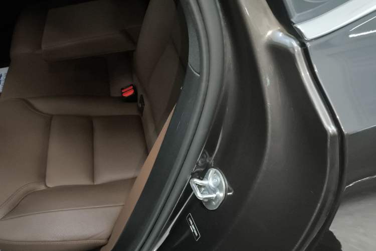 Used Volvo S90 2023 B5 Zhiyi Luxury Edition