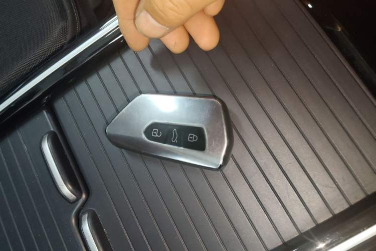 Used Volkswagen ID.6 CROZZ 2022 Long-Range Lite PRO Edition