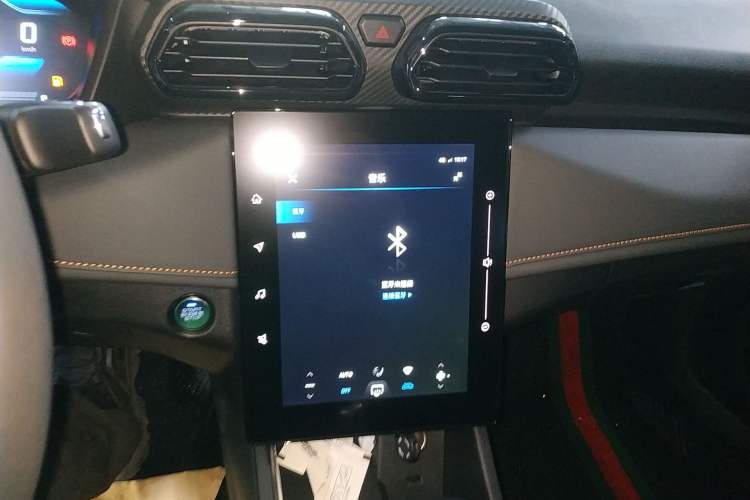 Used Dongfeng Aeolus Yixuan 2025 1.5L Automatic Luxury Version
