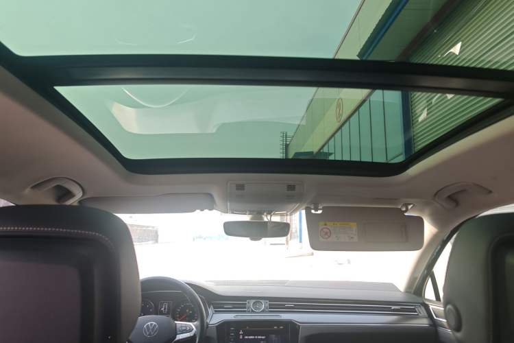 Used Volkswagen Magotan 2020 330TSI DSG Leading Model
