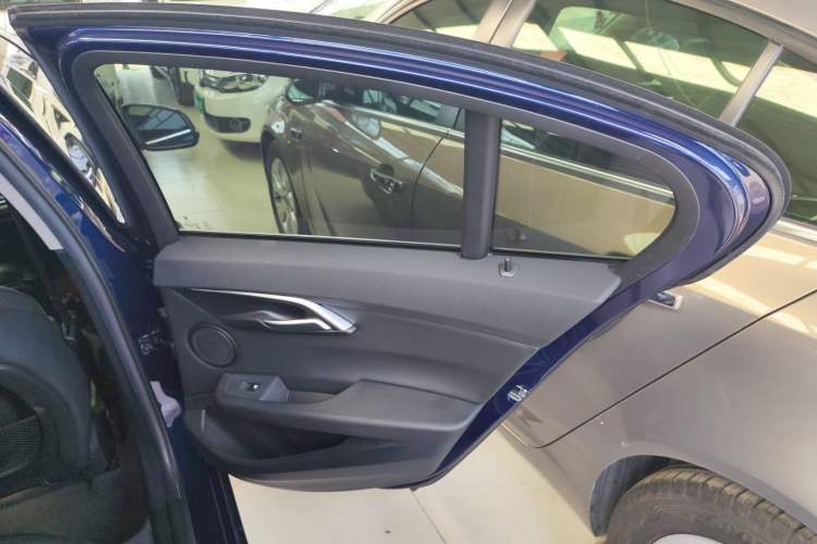 Used BMW 1 Series 2018 Facelifted 118i Sport Edition
