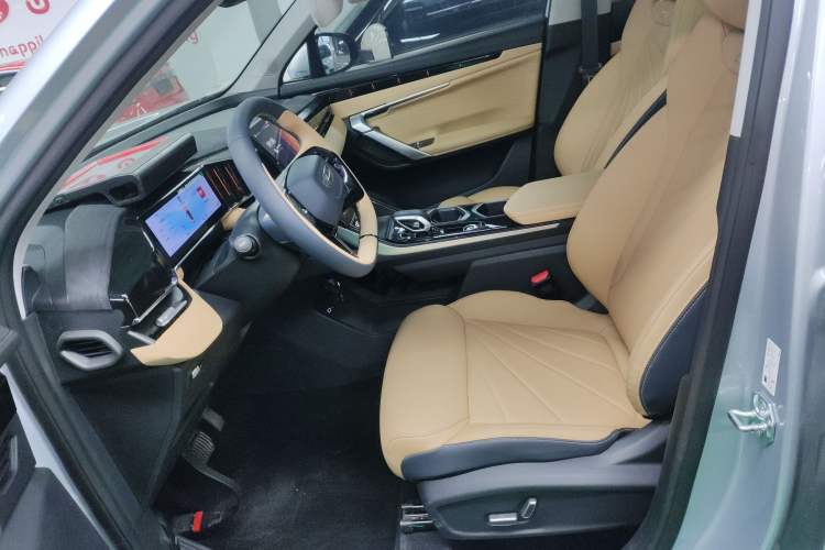 Used Geely Auto FX11 2023 1.5TD DCT Prestige Edition
