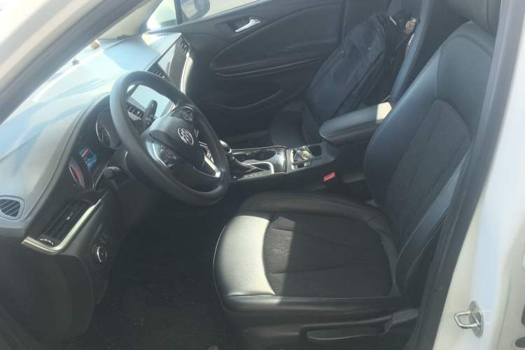 Used Buick Verano 2019 Sedan 20T Dual-Clutch Leading Model
