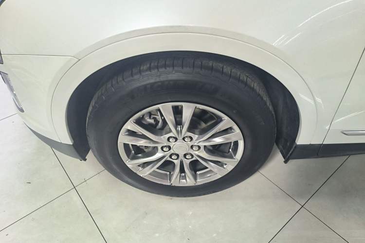 Used Cadillac XT5 2021 28T Luxury Version