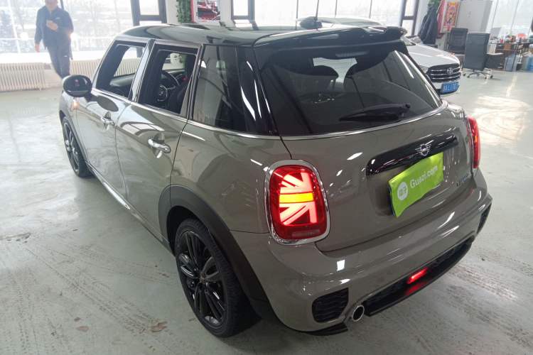 Used  MINI 2019 1.5T COOPER Racing Edition Five-Door Model
