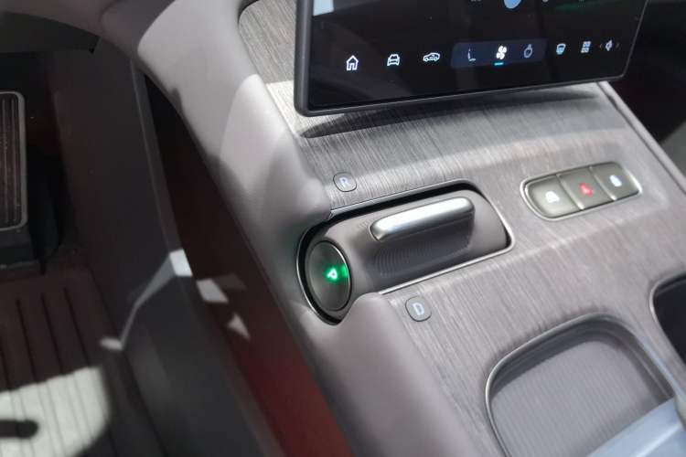 Used Nio ET7 2024 75 kWh Executive Edition
