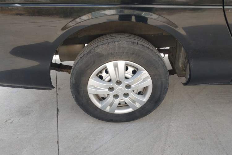 Used FORTHING Lingzhi 2019 M5L 1.6L 7-Seater Base Model China VI Standard