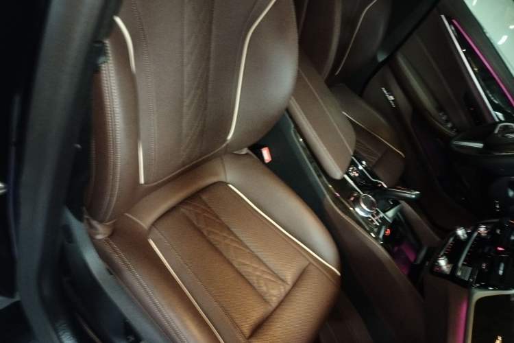 Used BMW 5 Series 2022 Restyled 525Li M Sport Package