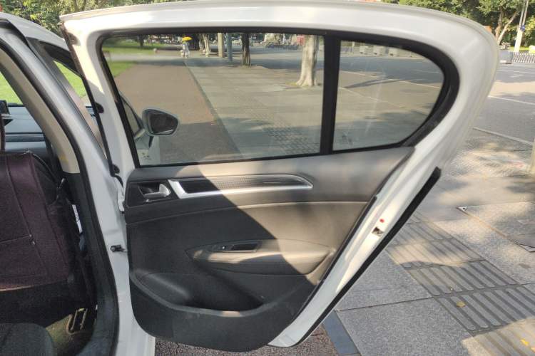 Used Peugeot 308 2014 Enjoy Edition Classic 1.6L Manual YouShang Model
