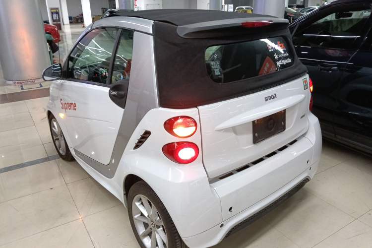 Used  fortwo 2012 1.0 MHD Convertible Passion Edition
