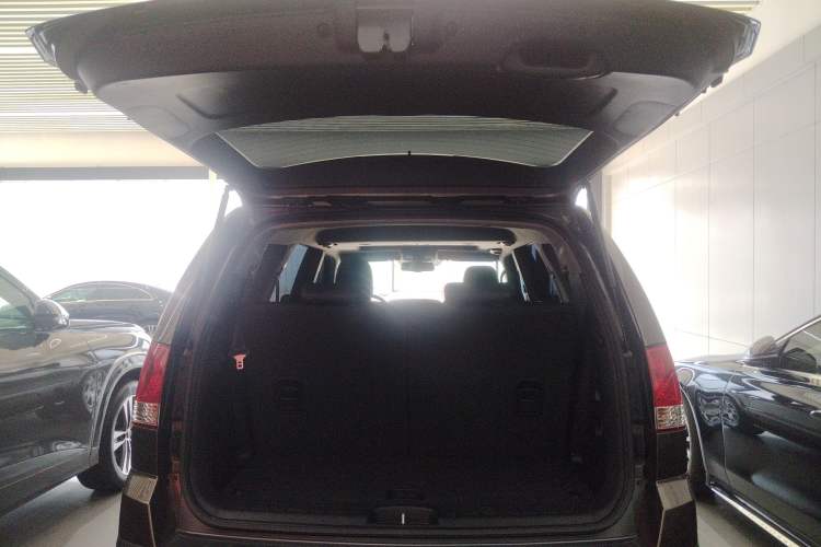 Used Kia Borrego 2015 3.8L Luxury Edition China IV
