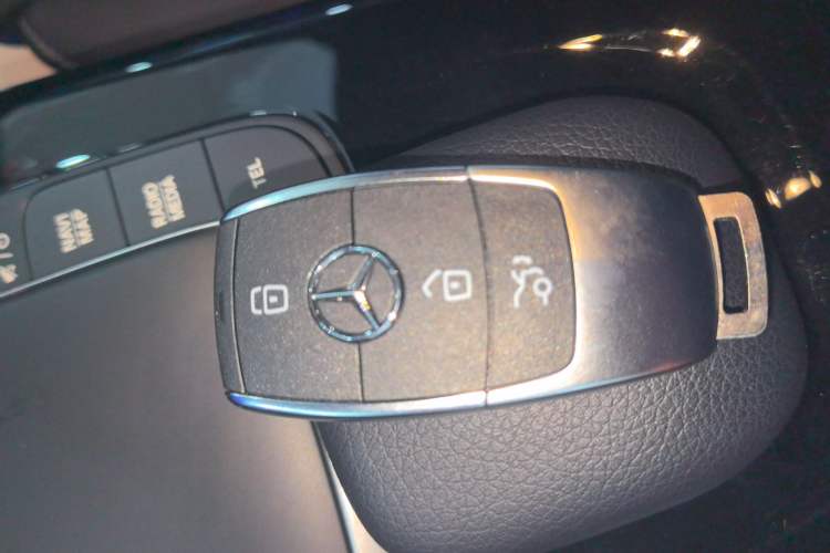 Used Mercedes-Benz A-Class 2022 Second Facelift A 200 L Sport Sedan Fashion Version