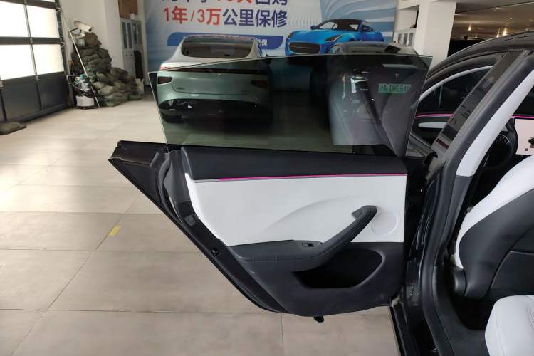 Used Tesla Model 3 2023 Rear-Wheel-Drive Version
