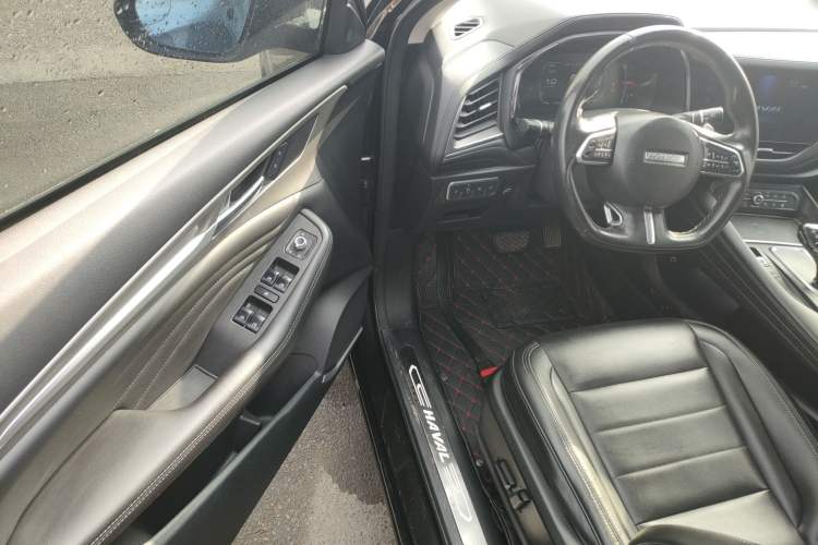 Used Haval F7 2019 2.0T Four-Wheel Drive iJoy China VI Standard
