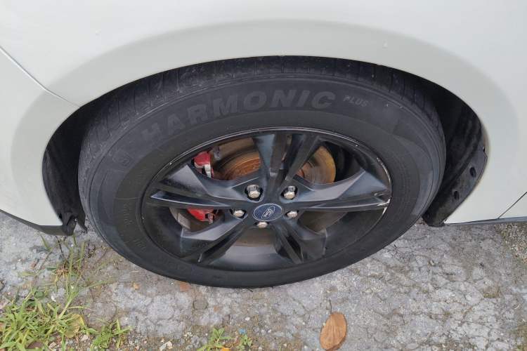 Used Ford Focus 2015 Sedan 1.6L Automatic Comfort Model
