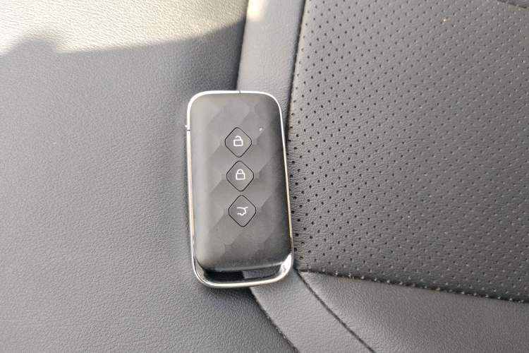 Used Wuling Xingguang 2024 Co-Creation Edition 510 Advanced Model