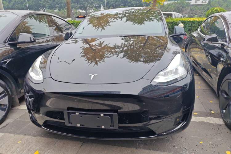 Used Tesla Model Y 2022 Rear-Wheel-Drive Version
