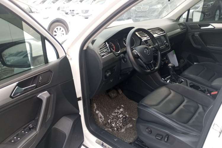 Used Volkswagen Tiguan L 2017 330TSI Automatic Two-Wheel Drive Comfort Edition
