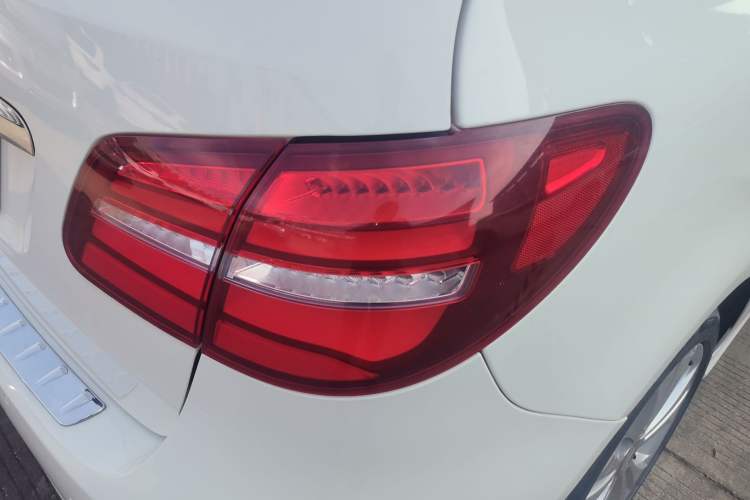 Used Mercedes-Benz B-Class 2015 B 200 Fashion Model