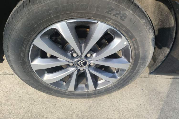 Used Citroen C6 2022 400THP Co-Creation Edition
