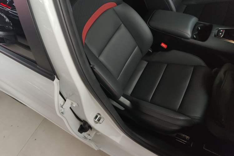 Used MG 5 2025 300TGI Global Flagship Edition
