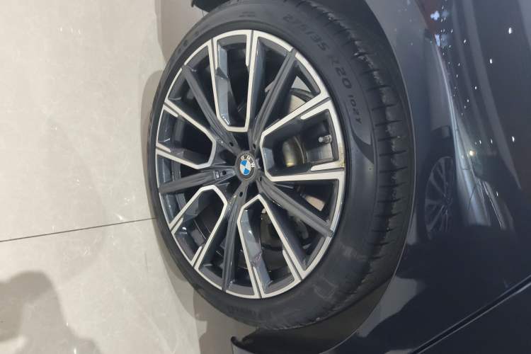 Used BMW 7 Series 2021 740Li Leading Model M Sport Package
